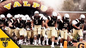 GilesPooler's tweet photo. Grateful to receive a D1 offer from Valparaiso University. Thank you @CoachBDoc @valpoufootball https://t.co/v1FBA1Wl8q