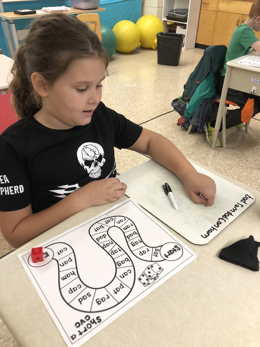 Mrs_Ps_class's tweet photo. We are adapting our group games to one on one fun. Roll it, say it, write it.... @TBCDSB_Hornets @tbc_schools #WeGotThis #Grade2languagefun https://t.co/ZI2NEITb8G