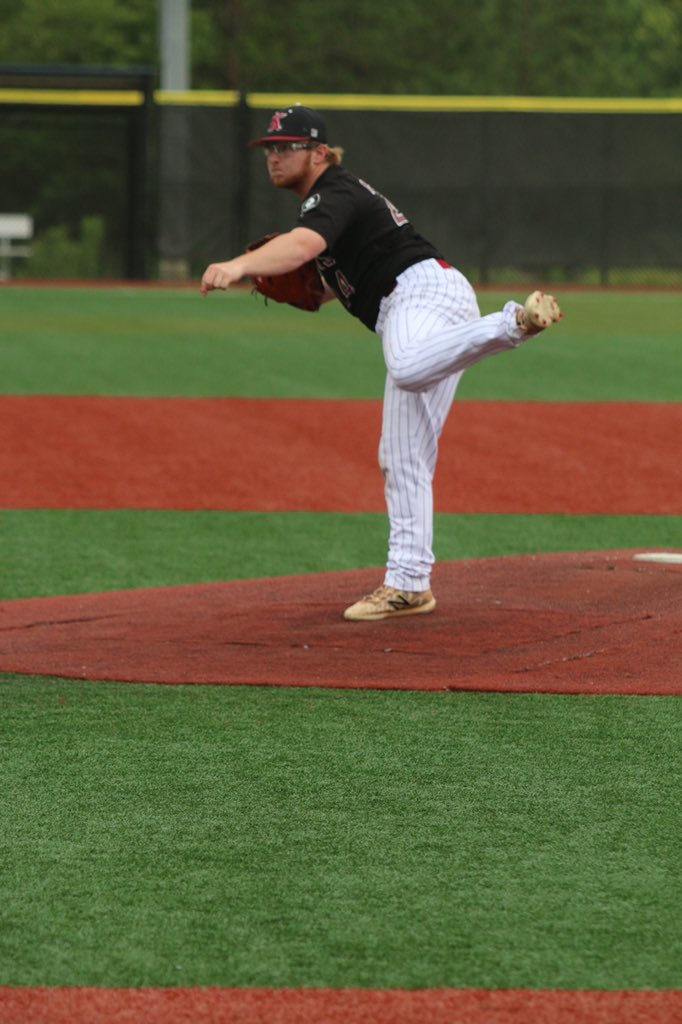 SBlackwell24's tweet photo. I am excited to announce that I’ll be continuing my academic and baseball career at Freed-Hardeman University!  Thanks to all my coaches, family, and friends who helped me get to where I am today. @FHU_LIONS @KNIGHTS_BASEBTN @BaseballHCHS https://t.co/Ws7OWgvpwt