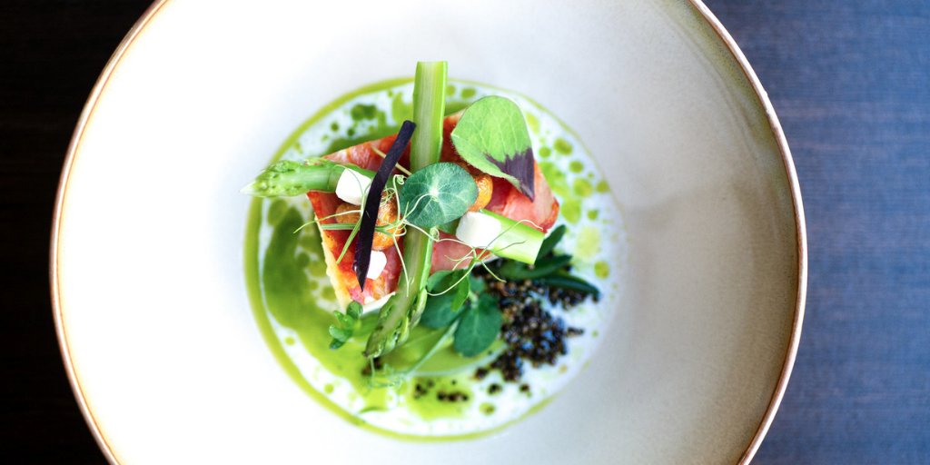 Let your creative juices shine in our culinary arts programmes. Our Le Cordon Bleu master chefs will equip you with the skills you need to artistically plate dishes in your own personal style.

More: lcbl.eu/twaustraliapro…

#lecordonbleuaustralia

CRICOS:02380M/RTO:4959