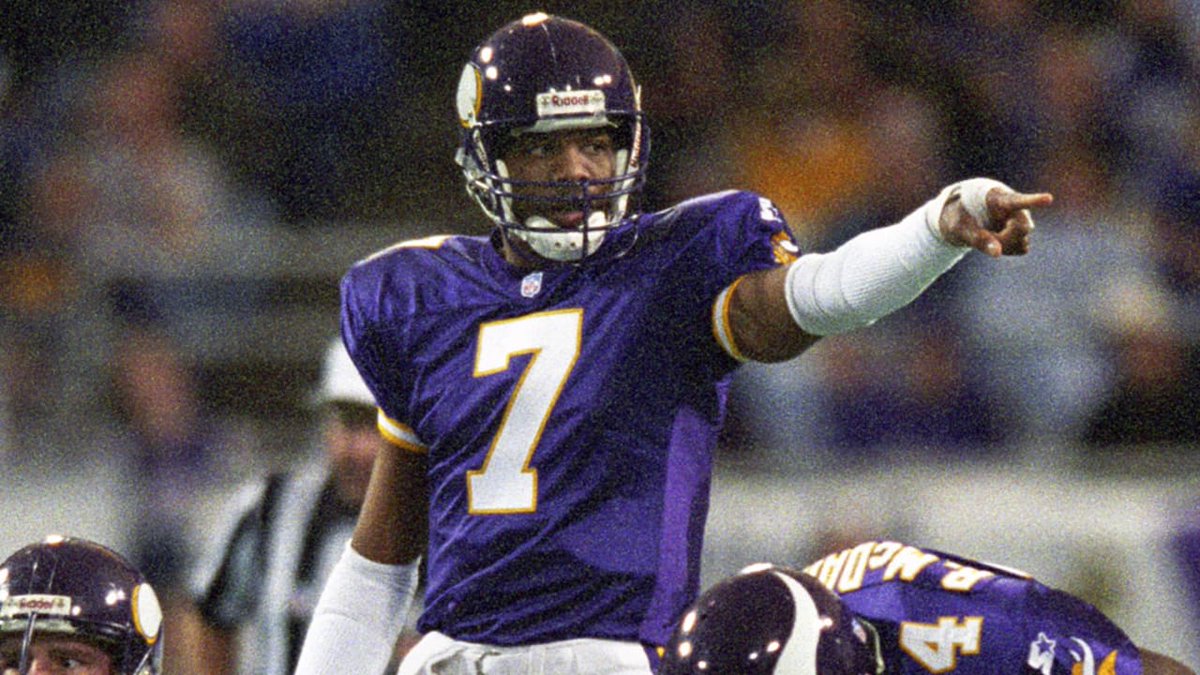 4. Minnesota Vikings — 213 games https://readjack.wordpress.com/2020/09/17/the-complete-history-of-black-nfl-starting-quarterbacks-ranked-by-franchise/ #BlackQuarterbacks