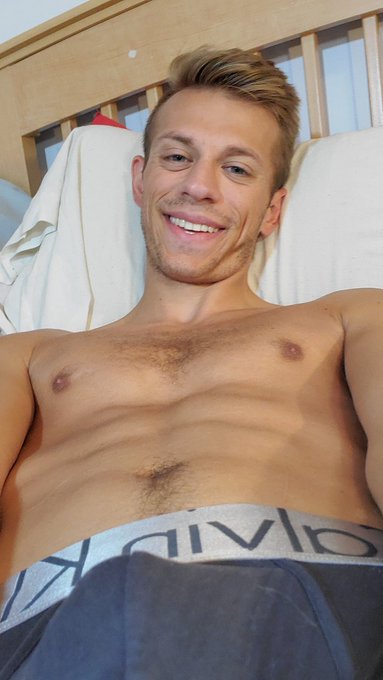 I'm a lil tipsy 😅 cum jerk off with me? @chaturbate https://t.co/u86AMOQOQd<a class="tags" href="/tag/chaturbate">@chaturbate</a><a href="/tag/horny"class="tags"><span>#horny</span></a><a href="/tag/cumtribute"class="tags"><span>#cumtribute</span></a><a href="/tag/onlyfans"class="tags"><span>#onlyfans</span></a><a href="/tag/sellingnudes"class="tags"><span>#sellingnudes</span></a><a href="/tag/onlyfansguys"class="tags"><span>#onlyfansguys</span></a>