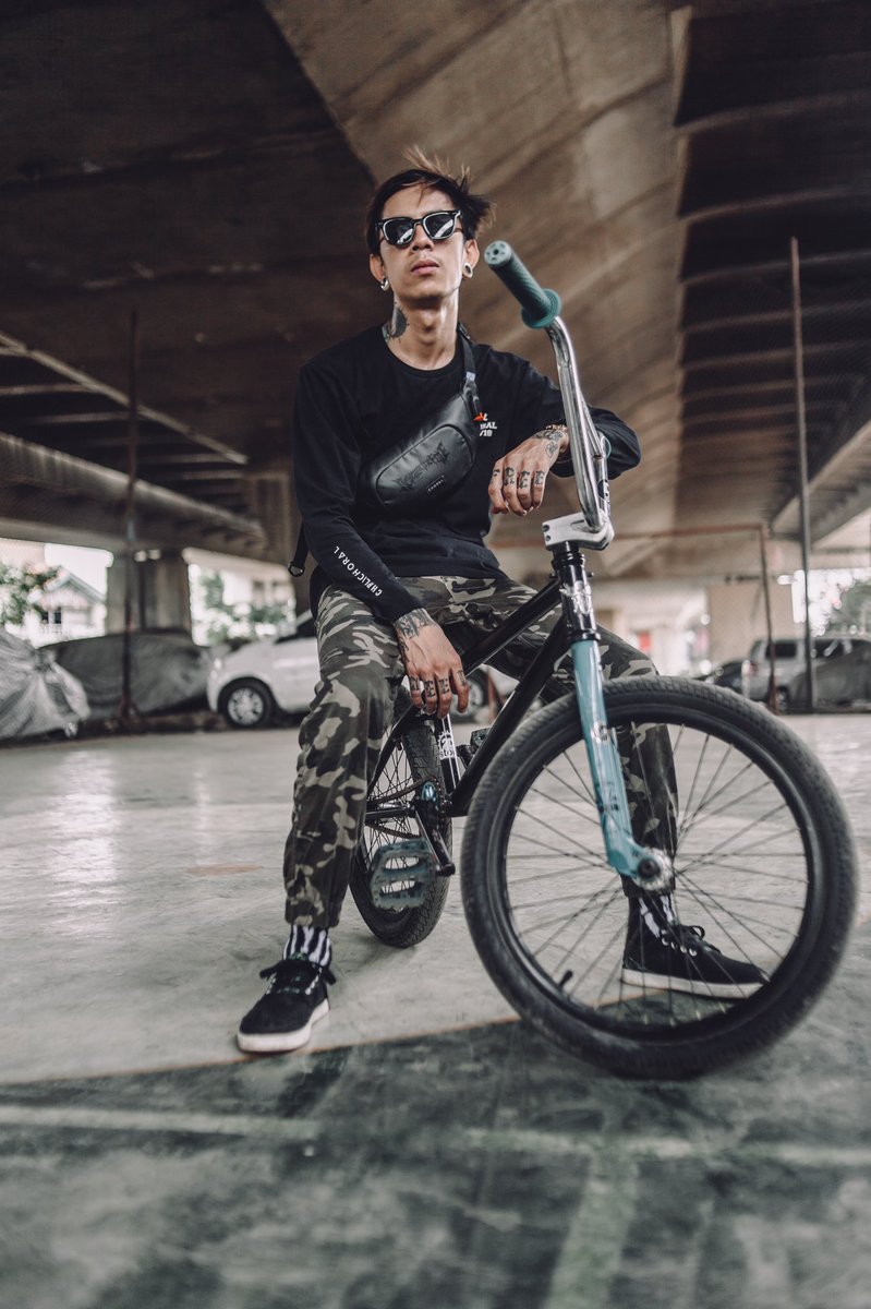 REVENGETHEFATE's tweet photo. Siapa aja yang udah punya produk kolaborasi kita bareng Choral ?
Batch ke-2 sudah ready nih!
Limited banget cuman ada 100 pcs.
Setiap pembelian bagpack maupun waistbag kalian juga bakal dapat banyak bonusnya loh.
Sikat #rtfcolony buruan order ke https://t.co/s046JNEUOP ! https://t.co/I3HtyRl2tT