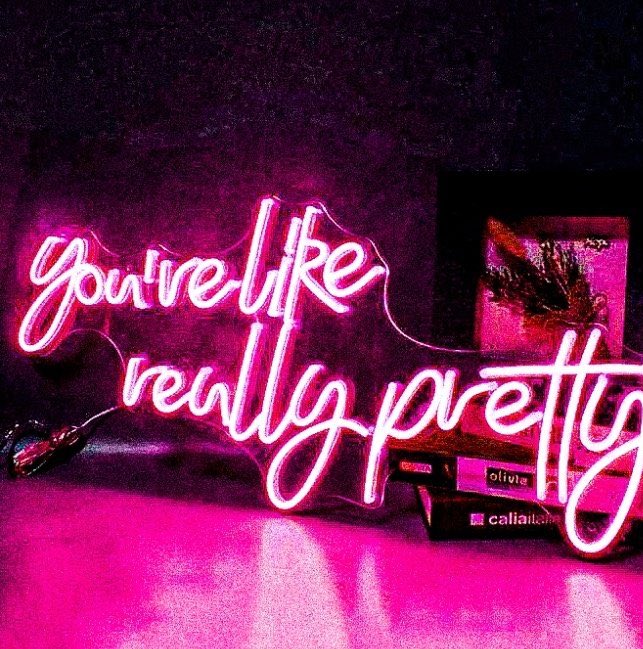 𝕮rystalyn C. tweet media