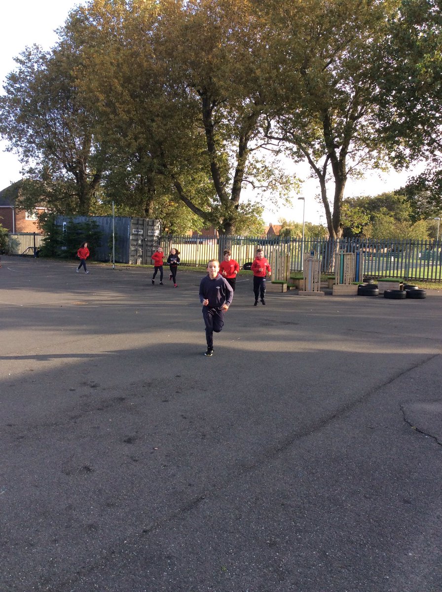 Monkhouse_PE's tweet photo. This morning, @mhpsyear5 completed the active mile. https://t.co/LupZJIUrx4