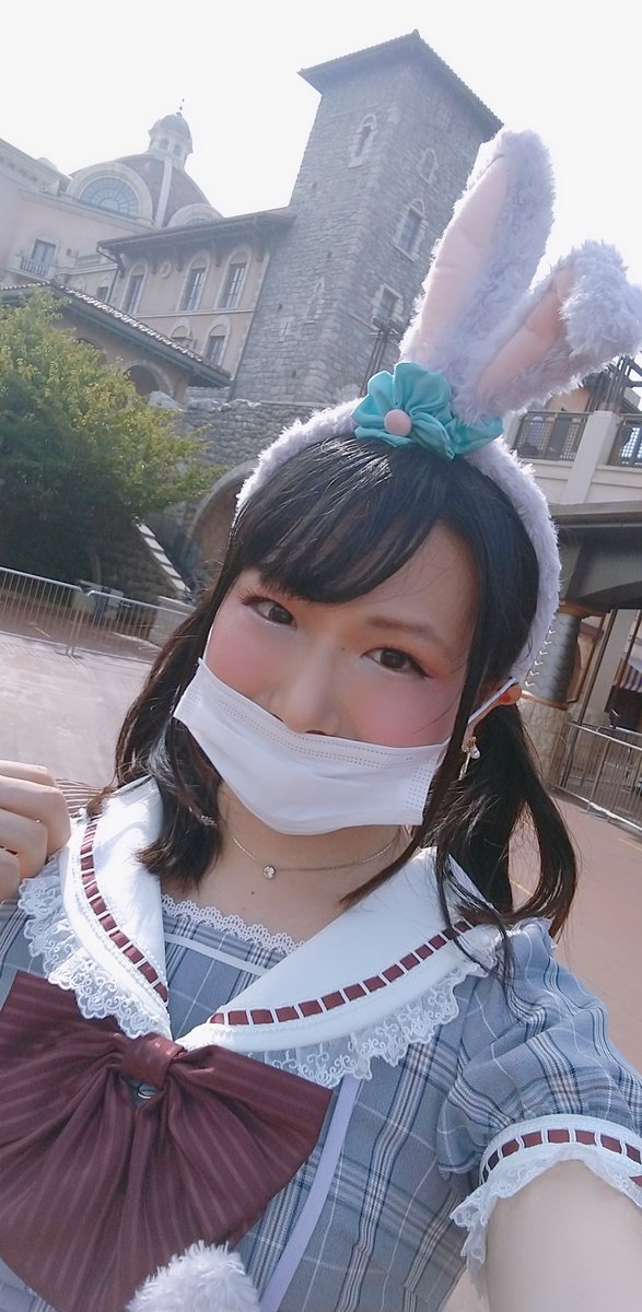 くwま 9 25 26アコスタ池袋 ディズニー マウスシールドはだめ ということで 暑いしメイクやばい