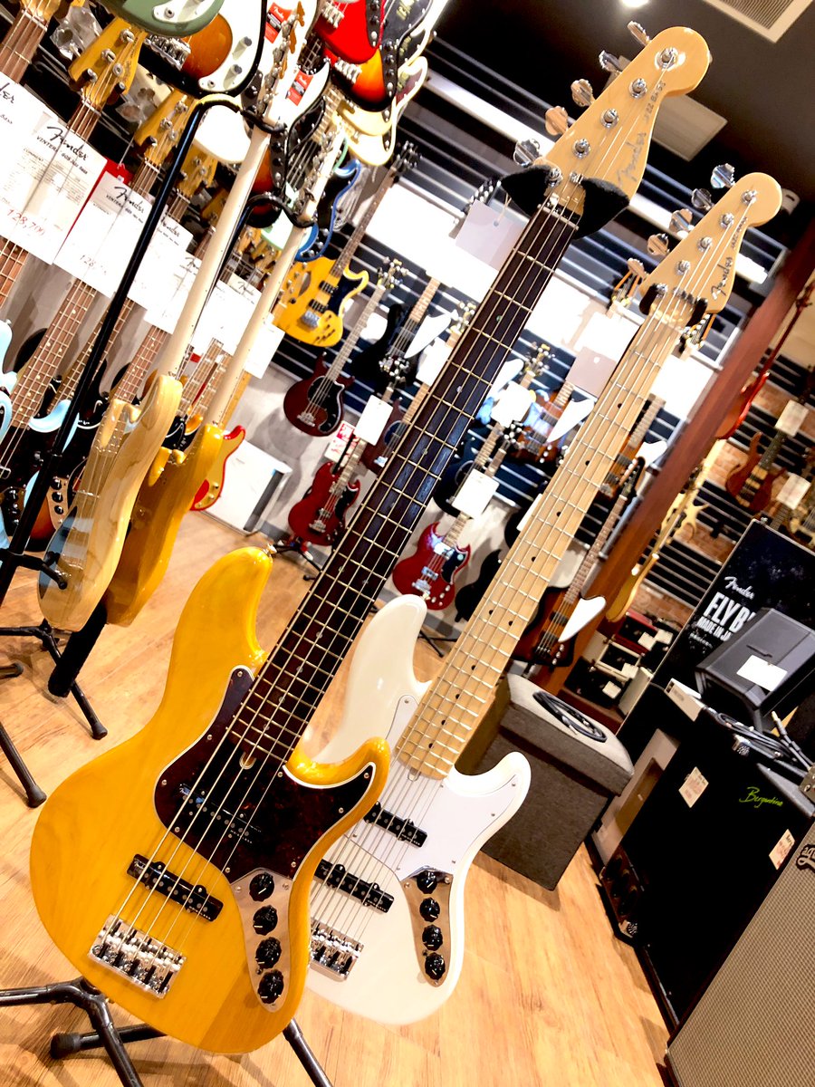 話題の新製品！ 95年前後に発売されたAmerican Deluxe Jazz Bassを元に