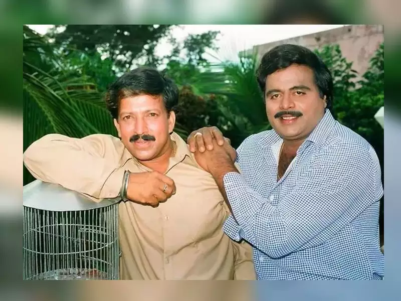 SumalathaFans's tweet photo. Wishing our best friend birth anniversary...
Dr. Vishnuvardhan and Ambareesh
.
.
.
#Vishnuvardhan 
#sumalathaambareesh #sumalathaambarish #sumalatha #sumaambi #sumaabhi #abhishekambareesh #abhishek #ambreesh #rebalstar #rebalstarambarish #MandyaMP https://t.co/qVL5Dulpl4