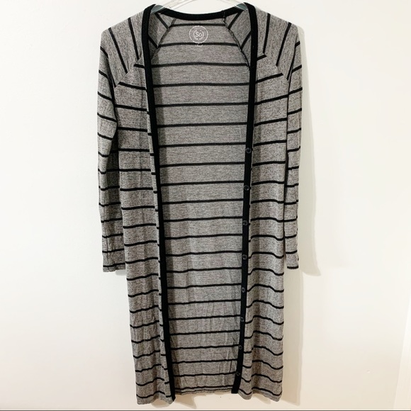 So good I had to share! Check out all the items I'm loving on <a href="/Poshmarkapp/">Poshmark</a> from <a href="/Veronica_lzzz/">Veronica gonzalez</a> #poshmark #fashion #style #shopmycloset #shyanne #aritzia #so: posh.mk/5fES75tbS9
