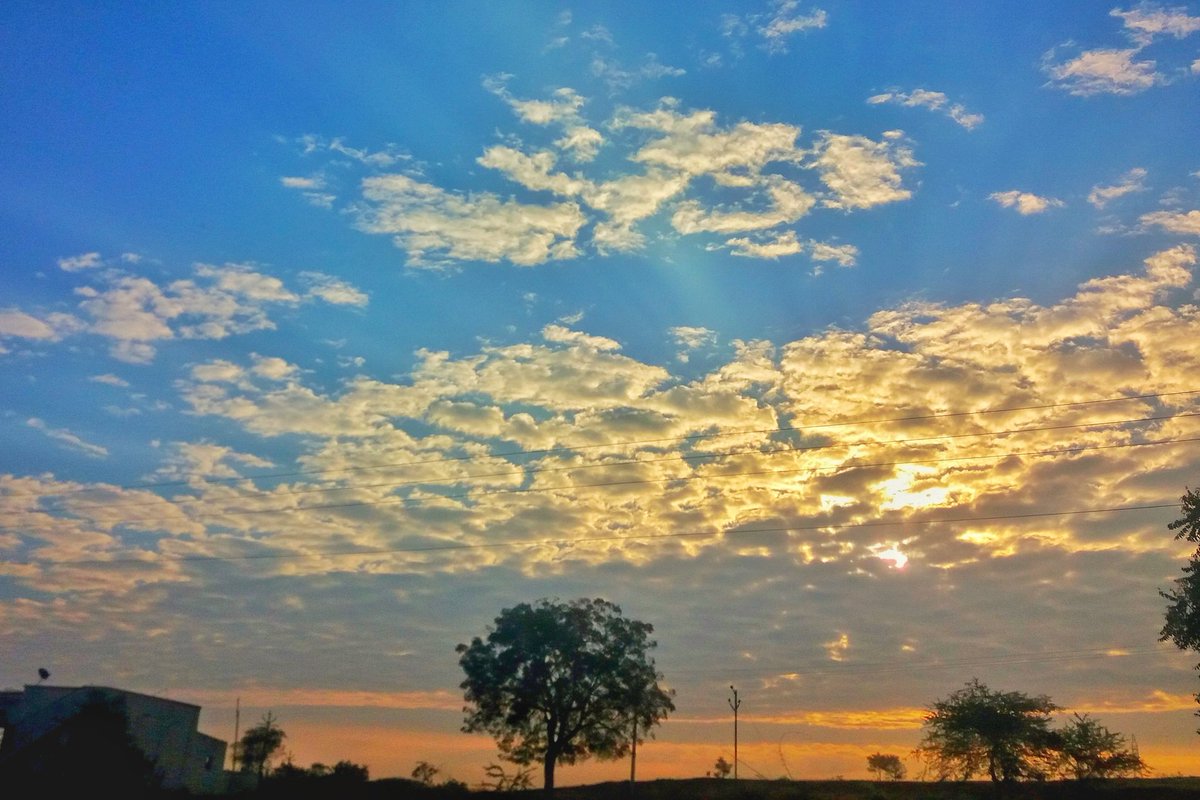 Feel the Nature.
.
#nature #mindfulness #NatGeoIndia #travelphotography #photographer <a href="/TGOMagazine/">The Great Outdoors</a> <a href="/CNTIndia/">Condé Nast Traveller</a> <a href="/TravelMagazine/">The Travel Magazine</a> <a href="/NatGeoTravel/">Nat Geo Travel</a> <a href="/NGTIndia/">NatGeoTravellerIndia</a> <a href="/NatGeoPhotos/">Nat Geo Photography</a> <a href="/SPmagazine/">Smart Photography</a> <a href="/motorolaindia/">Motorola India</a> <a href="/realmemobiles/">realme</a> <a href="/Real_Sadak_Chap/">Pratik Talreja</a> <a href="/chandu_khedkar/">Chandu khedkar ( ArtistCK )</a> <a href="/imetal_baba/">Mayur Agrawal</a> <a href="/bobbyjoshii/">Bobby Joshi</a> @ismart_clicks