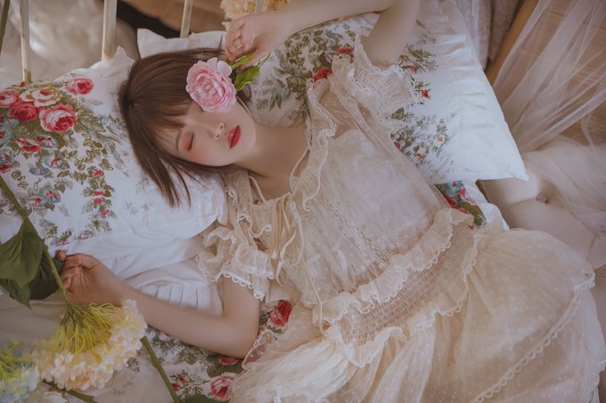 コスプレイヤー依川川__のTwitter画像51