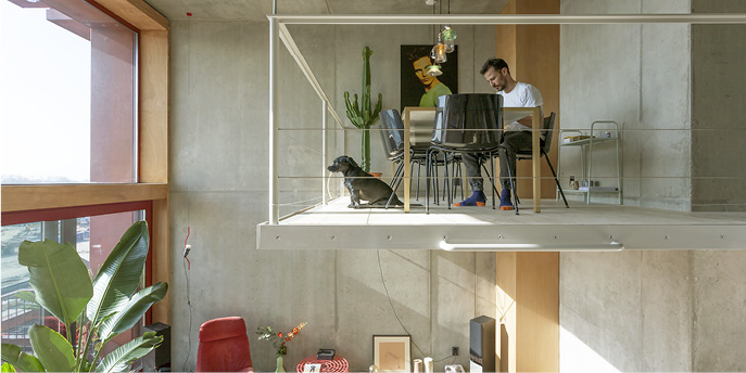 AZINE_NL's tweet photo. DE ZAAK|“Wij leveren een goed gebouw en een community," vertelt Marc Koehler: ontwikkelaar van de Superloft en architect.
Benieuwd naar dit succesvolle businessmodel? Lees het nu: https://t.co/SYufJgloiD
@BNAacademie
#superlofts #collab #architectuur #nieuwpersperctief #azine https://t.co/C4smAB01za
