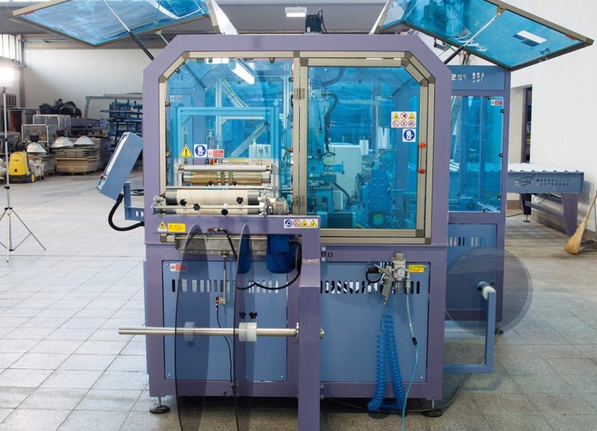 💡Kulp Makinaları
Havalandırıcılar, etiketler ve halka bandının kapatılması için modül.

Makine otomatik yükleme, konumlandırma ve senkronize dikiş ile yatak bandına sap uygular.

#Kulpmakinaları #özelmakineler #DikişMakine #machineries #nakıştasarım #Yorgan #dikişmakine