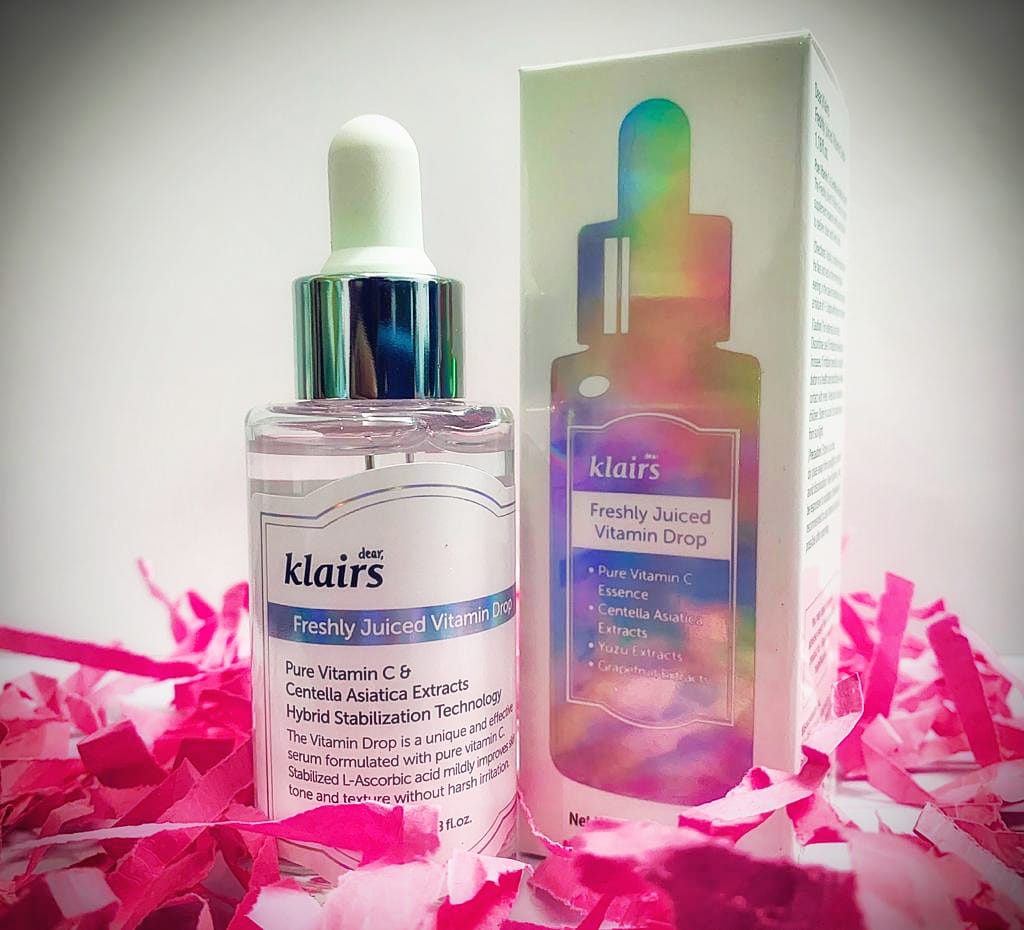 MAY_Cosmetics_'s tweet photo. 😍 Refreshing skin & Anti-aging promoters - Klairs Freshly Juiced Vitamin C Drop is a must have in your skincare essential list.
Recommended for all skin types.
🤸 Buy Here➡️ : https://t.co/QWM097is9m
#MAYCosmetics #Klairs #VitaminC #Skincare #Beauty #Nagaland https://t.co/UxREb6gse5