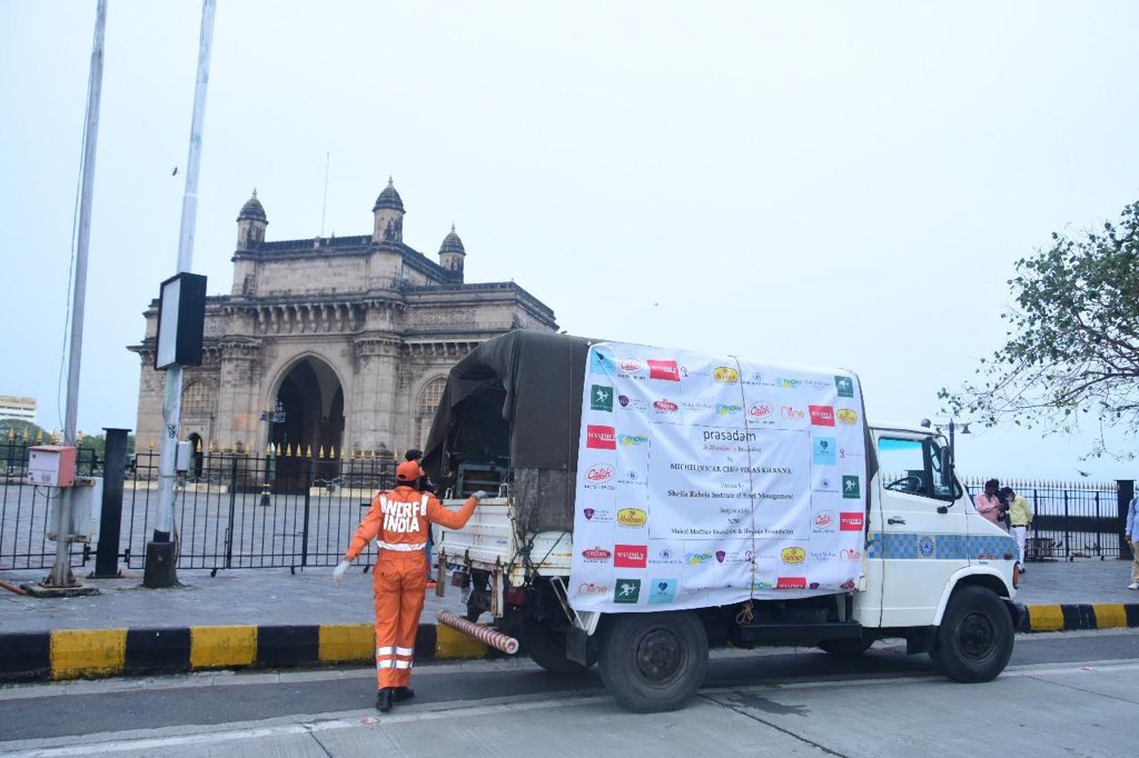 Vikas Khanna tweet media