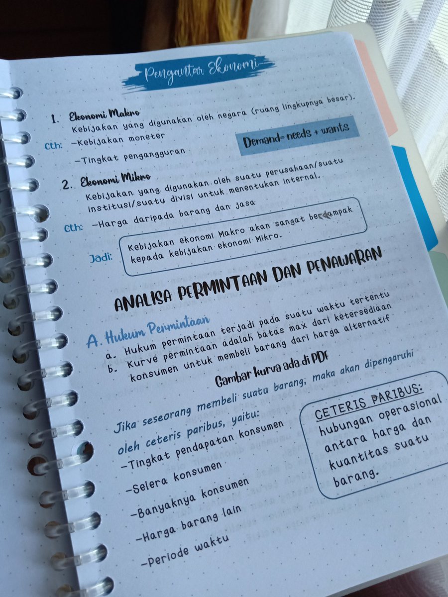Cara bikin catatan estetik di Word beserta:
-cara print pakai kertas binder
-font yang aku gunain

A THREAD🤟