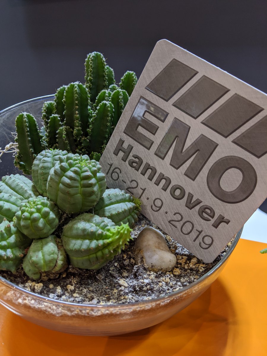 vectorcam_GmbH's tweet photo. Heute ist schon der vorletzte Tag unserer Messe-Rückblickwoche. Da zeigen wir Ihnen die Bilder unserer vorerst letzten Messe im Jahr 2019 auf der EMO HANNOVER. #EMO2019 #vectorcam #cadcam https://t.co/DScg5n3bi8