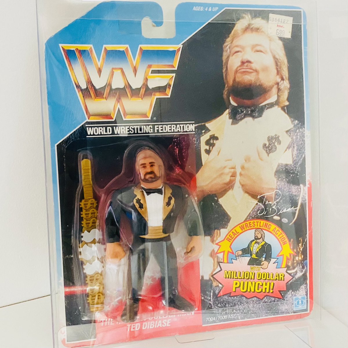 💵💵 Everybody has a price!! 💵💵 
This week my #hWofigurefriday is #Hasbro Series 1 Million Dollar Man Ted Dibiase 💰 

@MDMTedDiBiase #hWo #hWo4Life #FigLife #WWEEliteSquad #FigLovin #WWE #FigurePhotography #Figtography