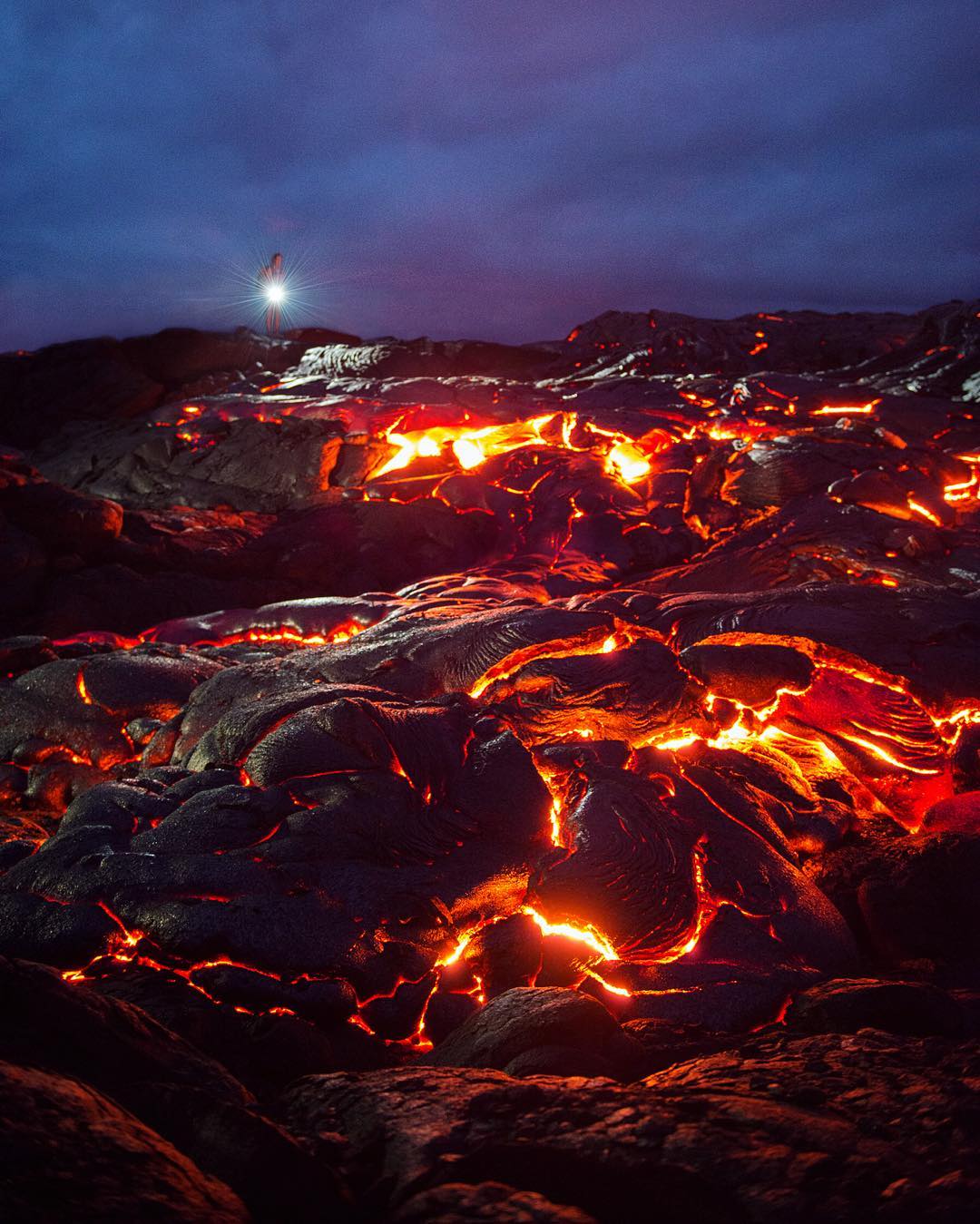 絶景事典 公式 世界で最も活発な火山のひとつ キラウエア火山を有する国立公園 火山 の状況は常に変化し 形を変えていく 地球の息吹を感じる ハワイ火山国立公園 Via T Co Drb1awgotn 絶景辞典 絶景 ハワイ火山国立公園 ハワイ