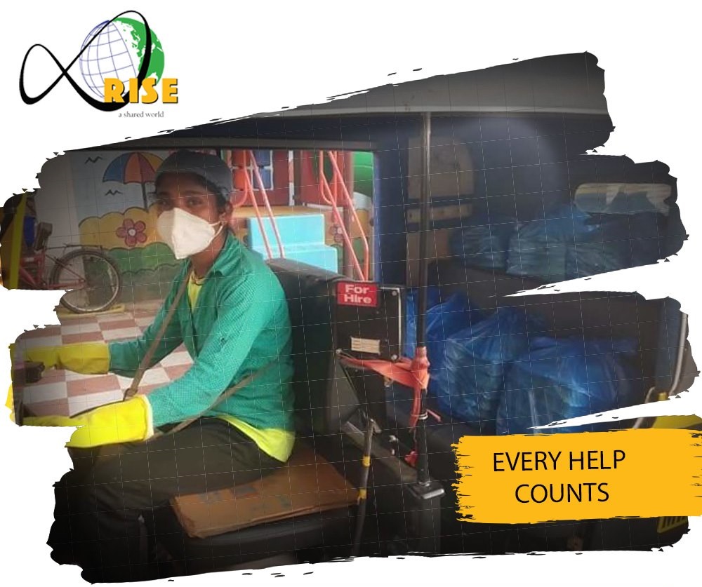 RISEInfinityF's tweet image. Meet Minaj Nadab: A single parent of 2, who earns a living by pulling rickshaw, and is also a marathoner. Minaj volunteered to deliver 100 food packets to a UP-bound bus transporting stranded migrants back home. 
People like Minaj make #JeevanRath a success &amp;amp; we&apos;re truly grateful