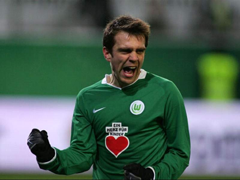 ZVJEZDAN MISMOVICClub: WolfsburgSeason: 2008/2009Matches: 45Goals: 11Assists: 27Oddly enough, the Bosnian playmaker is often not mentioned alongside Dzeko and Grafite, but he was the mastermind behind the attack that spearheaded Wolfsburg to the league title.