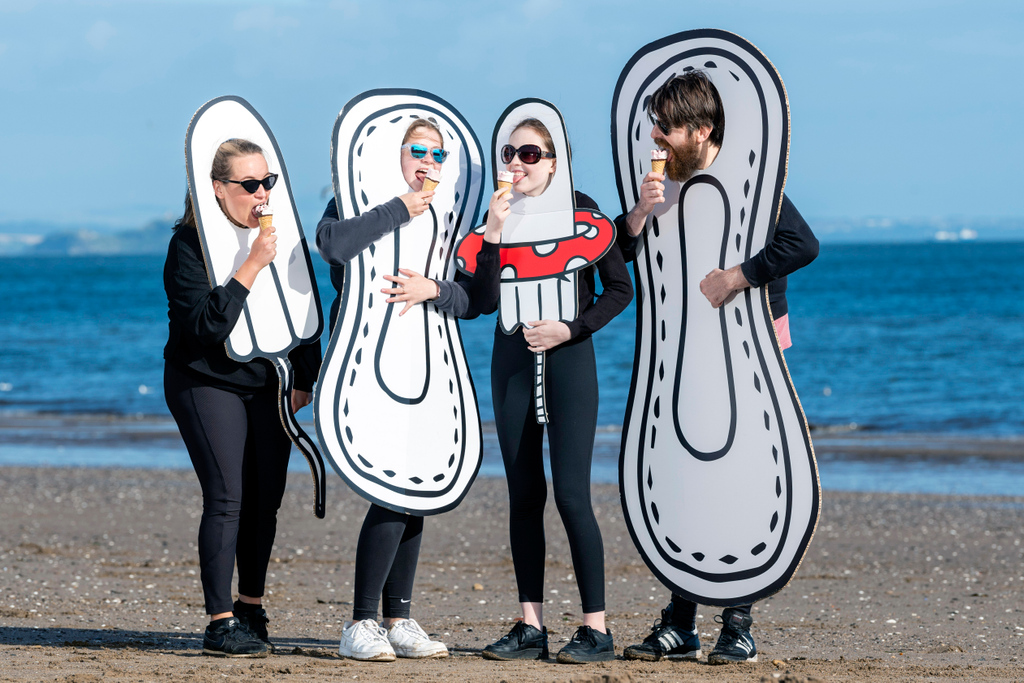 HeyGirlsUK's tweet photo. The Disposables; a family you don't want to share the beach with. Did you know 4.6 million period products are flushed down UK toilets EVERY DAY? Hey Girls now print a "do not flush" message on all of our pad and tampon wrappers! #DontRushToFlush #PeriodPlastics #BeachClean https://t.co/O9kpXpOGfs