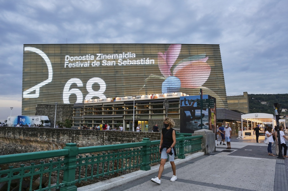 🎥Hoy arranca el #68SSIFF, al que deseamos toda la suerte del mundo. Estamos seguros de que el equipo de <a href="/jlrebordinos/">Jose Luis Rebordinos</a> ha preparado una edición extraordinaria en calidad y en seguridad. Vuestro éxito será el éxito de todo el sector. Un abrazo enorme desde <a href="/SEMINCI/">SEMINCI | Festival de Cine</a> 👏🏼
#YoVoyAlCine