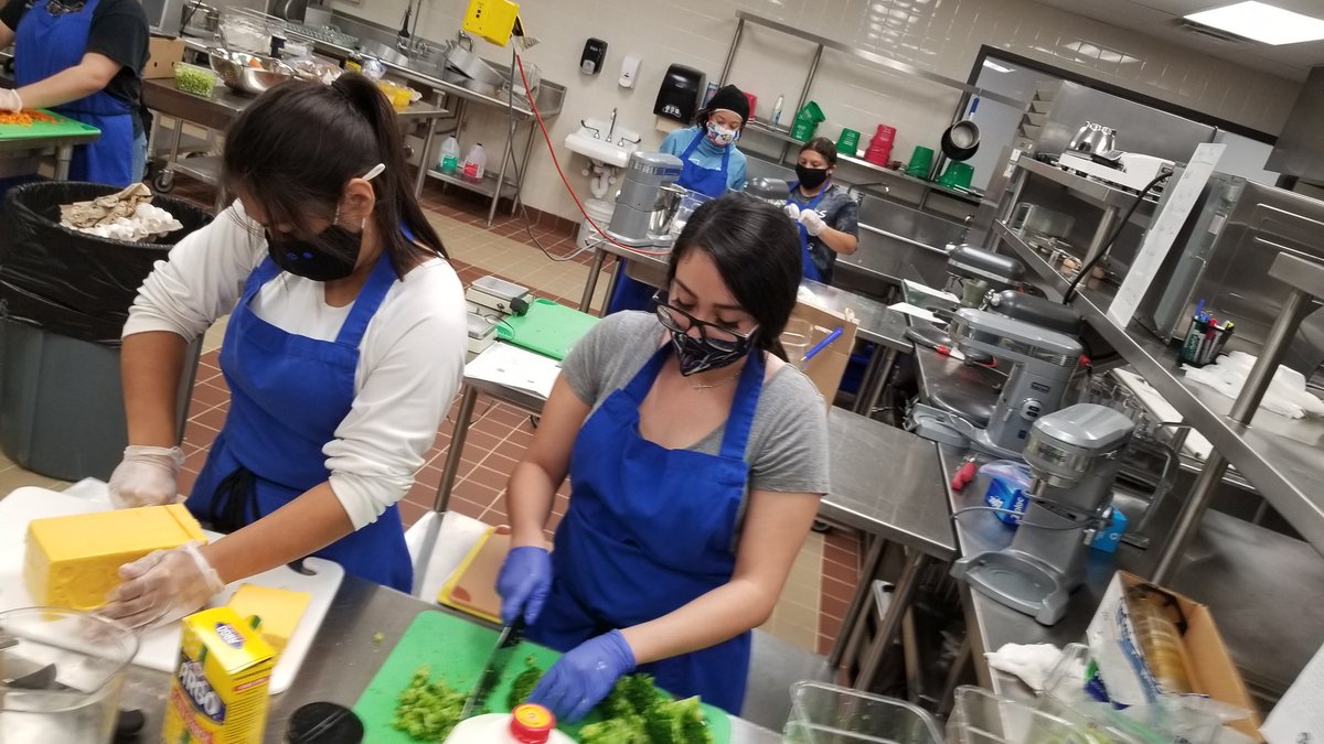 RiceCulinary's tweet photo. First catering of the year. https://t.co/zSgPycRF5a