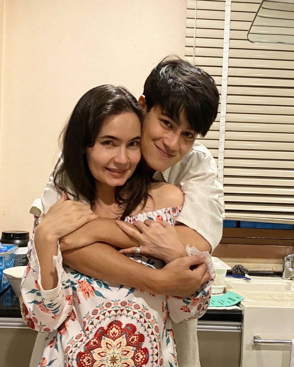 So sweet 🥺

📸 pippa_in

#IcePariss #NadaoArtist