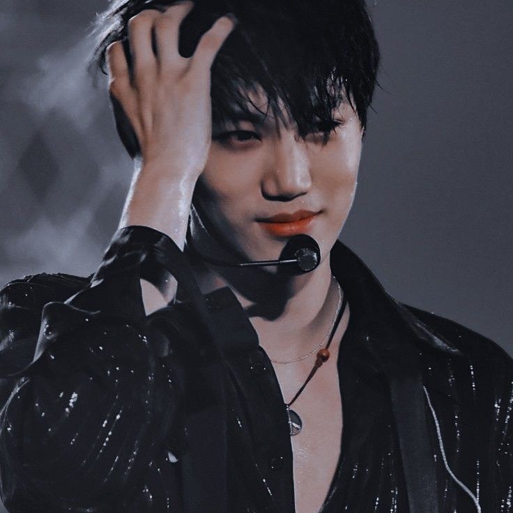 PARAPUNTEN AKANG TETEH! Gue Azka Jaxton Oliver West biasa dipanggil Azka gue bukan newbie di rp, tapi newbie di twitter.

mutual?rt/like
fmbst? Gedor DM gan

#roleplayerindonesia #roleplaykpop #roleplayerworld #roleplayer #KAI #EXO #roleplayaccount #needsemua