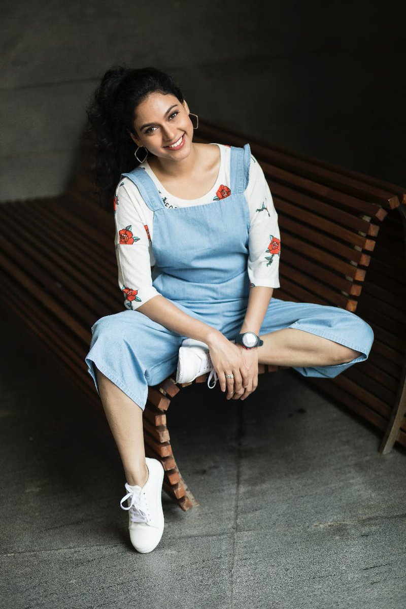 CleverFashionM's tweet photo. #RupaManjari Be a Model and Create your modelling profile on Clever Fashion Media link in bio
#modelswanted #fashionshoot #CleverFashionMedia #fashionmodels #newface #lookingformodels #modellife #modellingcareer #modellingjob
Download full magazine
➡️ https://t.co/Dnbqc6kupG https://t.co/nKT8IXBpaf