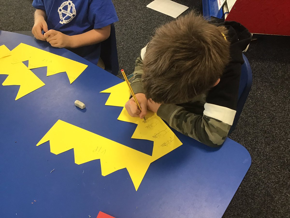 StDavidsCiWPrm's tweet photo. We’ve been thinking about our own VIPs in Year 2 this afternoon. We have so many special people in our lives that we are grateful for 😊🌈🌟#stdavidsciwyr2  #ourvips #PSE https://t.co/ov0OkaXC5u