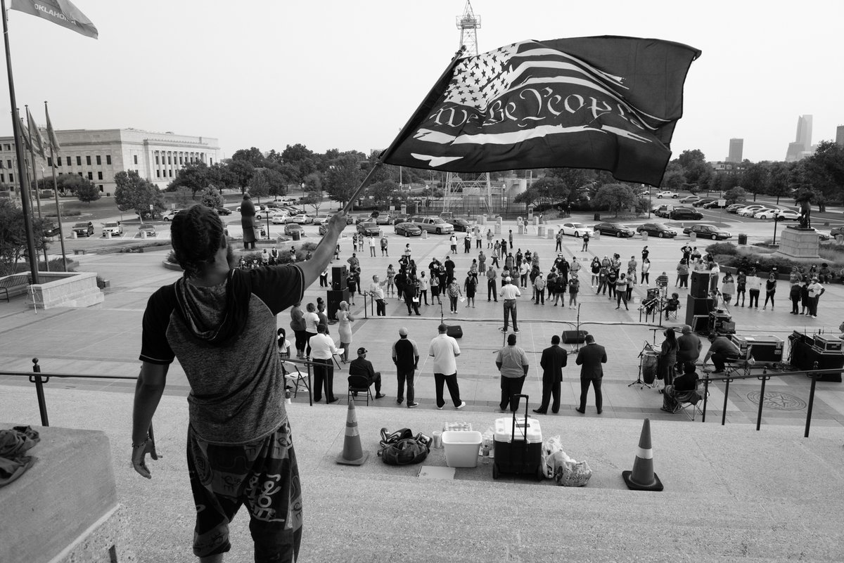 mdeandphoto's tweet image. Prayer vigil for Oklahoma judge Kendra Coleman, facing possible removal from the bench for alleged judicial misconduct. She was the only black district court judge in the county handling felony criminal cases when her legal problems began in 2019. #BLM #judgeontrial #OklahomaCity