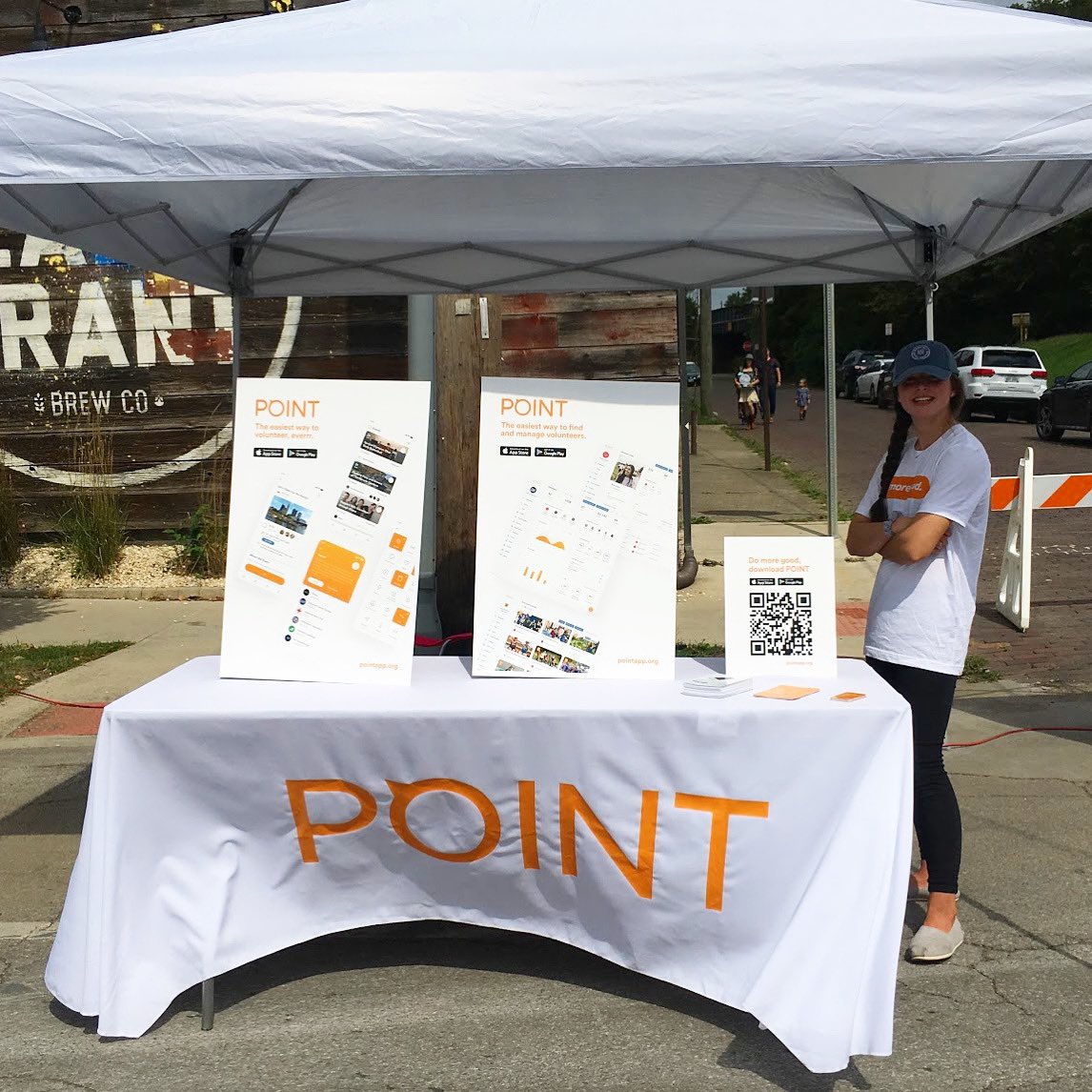And today’s #VendorSpotlight goes toooooo..... @pointapp! POINT is a collaborative volunteer platform to bring people-power and free tech to local nonprofits. Learn more on their page today! 🧡