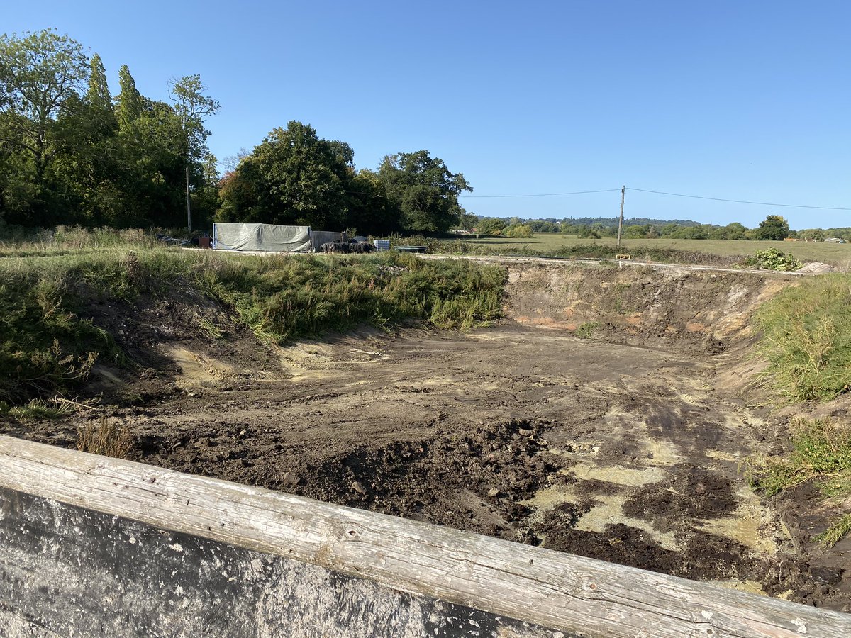 WhiteLandSolut1's tweet photo. Busy few days cleaning Lagoons for local Farmers. #agriculture https://t.co/E0gEusbDEY