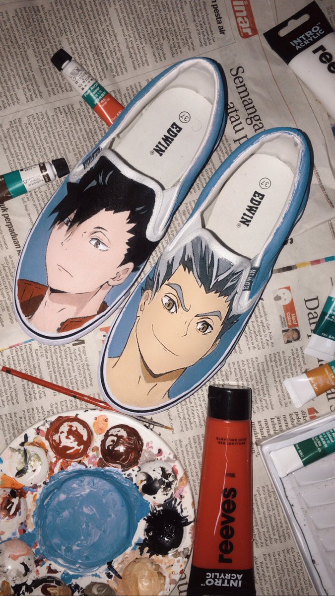 AmirulZikryyy's tweet photo. Hi guys! My name is Amirul and i do custom hand painted shoes. Hit me up if you want me to personalized your very own shoes. 

If you don’t mind, you can RT this to show some support for my art business ❤️ https://t.co/Rl8Pqpsc9o