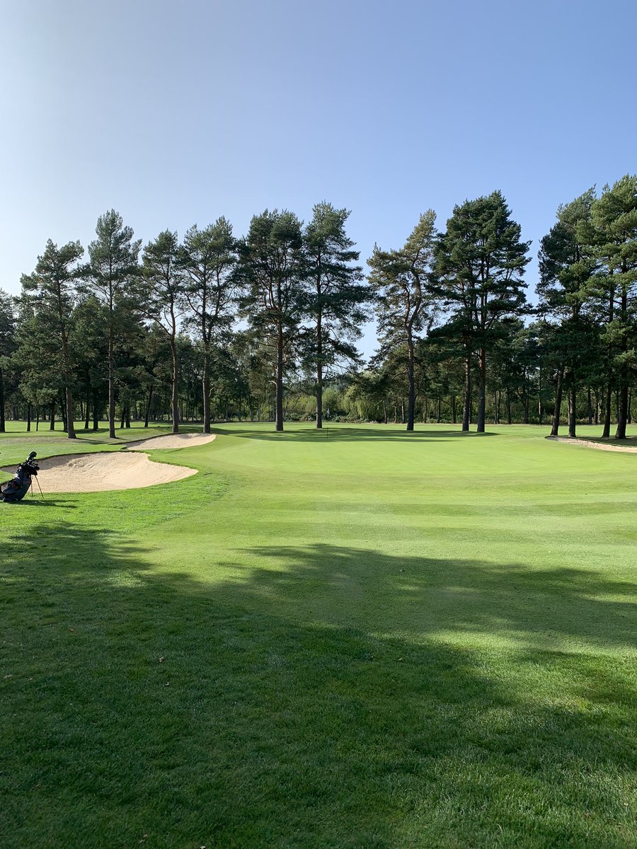 Fantastic day out <a href="/LittleAstonGolf/">Little Aston GC</a> with clients (All socially distanced obviously!) the course was impeccable and some very competitive golf was played! 🏌️‍♂️☀️⛳️