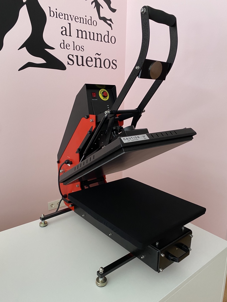 Mundo Geek tweet media