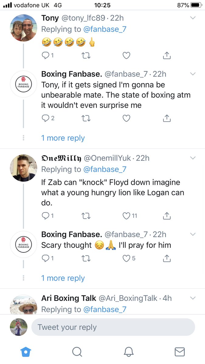 The_Cornermen's tweet photo. Just when u thought the world couldn’t get more mental, u see this  😂😂 @wbcmoro @FloydMayweather @LoganPaul #scaryworld #YouTuber https://t.co/04Tdyo1F5x