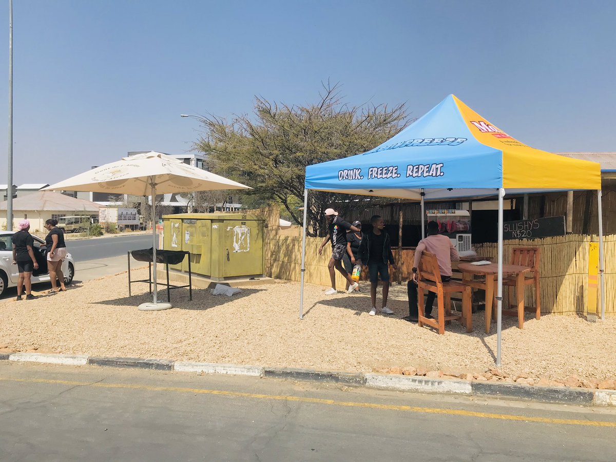 frontyardNam's tweet photo. #FridayBraaiDay #Frontyard #brainfreez Food, Drinks and Carwash https://t.co/MpibqaUj7Q