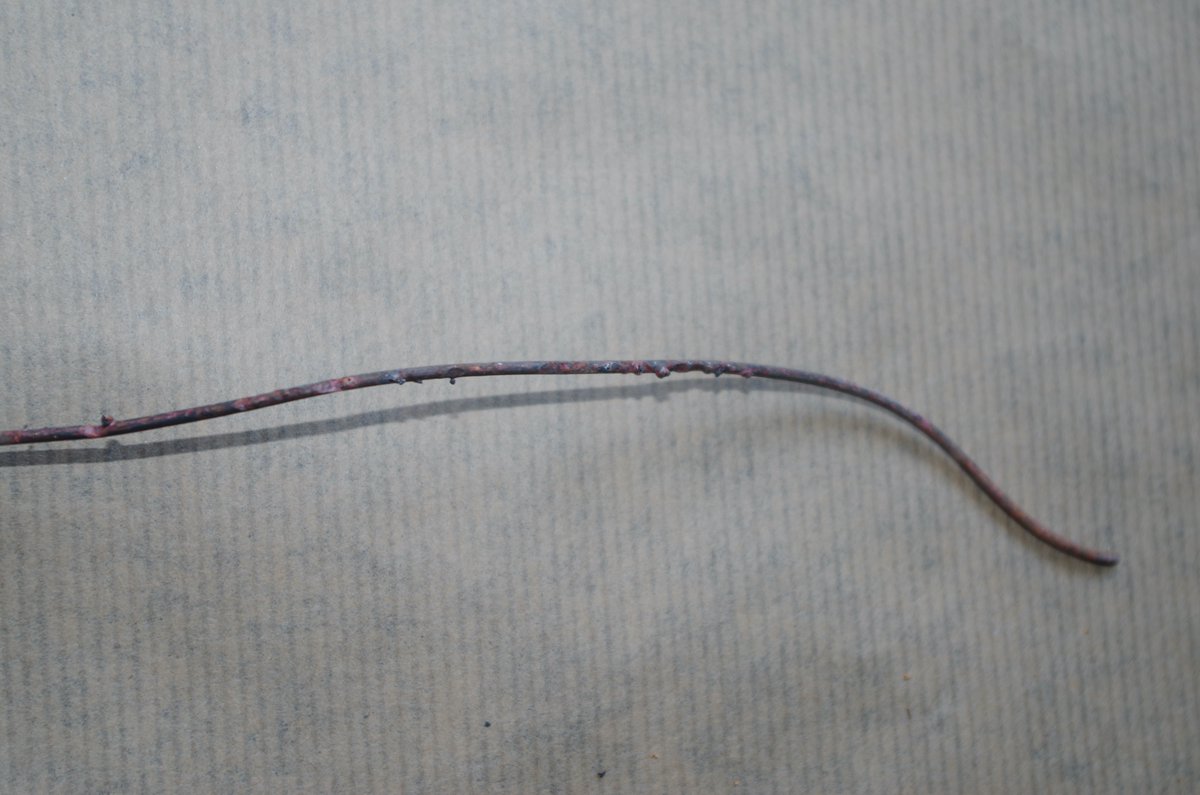 EXPERTIGNIS's tweet image. Une fois n'est pas coutume, parce que le phénomène est fort interessant voici quelques photos d'expertise.
De jolies perles de cuivre qui dans ce cas précis sont la conséquence d'un court-circuit entretenu (installation d'un autre siècle ne disposant pas de protection).