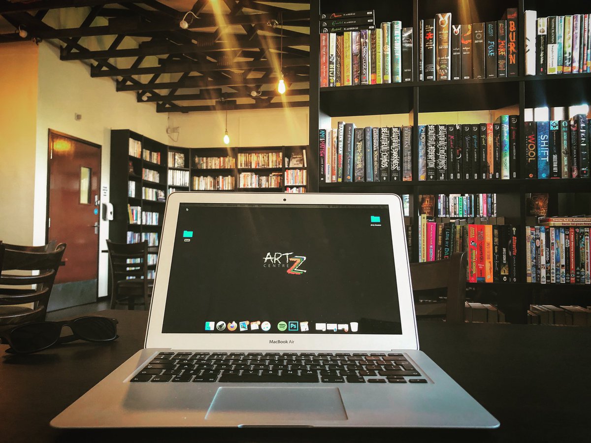 “The person who doesn’t read is no better off than the person who can’t read”
How many books have you read in 2020? 📚
@ArtzCentre has its own library, there is no excuse. 😊 https://t.co/Zcr6MexhSY