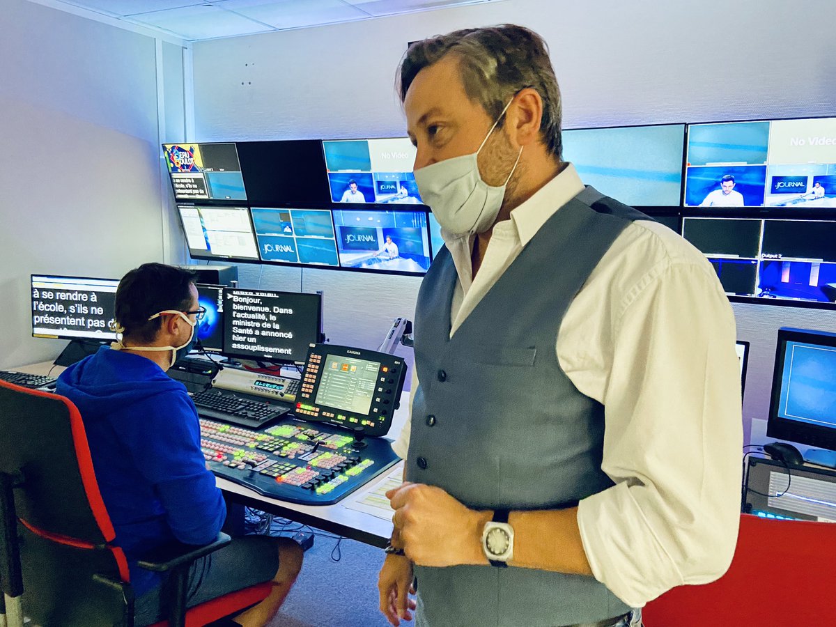 🎥 Merci à <a href="/HerveLeRoch/">Hervé Le Roch ن</a> et toute son équipe pour leur #accueil dans les locaux de <a href="/TVVendee/">TV Vendée</a>. #presse #tv #vendee