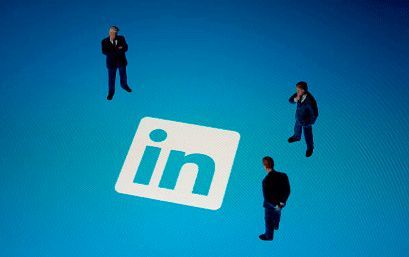 M3Estrategia's tweet photo. 🔊🔊Terminamos la semana con un nuevo #postM3E de nuestra #GuiaLinkedin ➡️ Marketing en #LinkedIn: mejora engagement con tu #marca ↪️ https://t.co/KatWX5xceh

#FelizFinde 

#RedesSociales #MarketingStrategy #SocialMedia #Empresa #Marketing #BlogM3E #AgenciaComunicacion https://t.co/eTX6Hg5rEr
