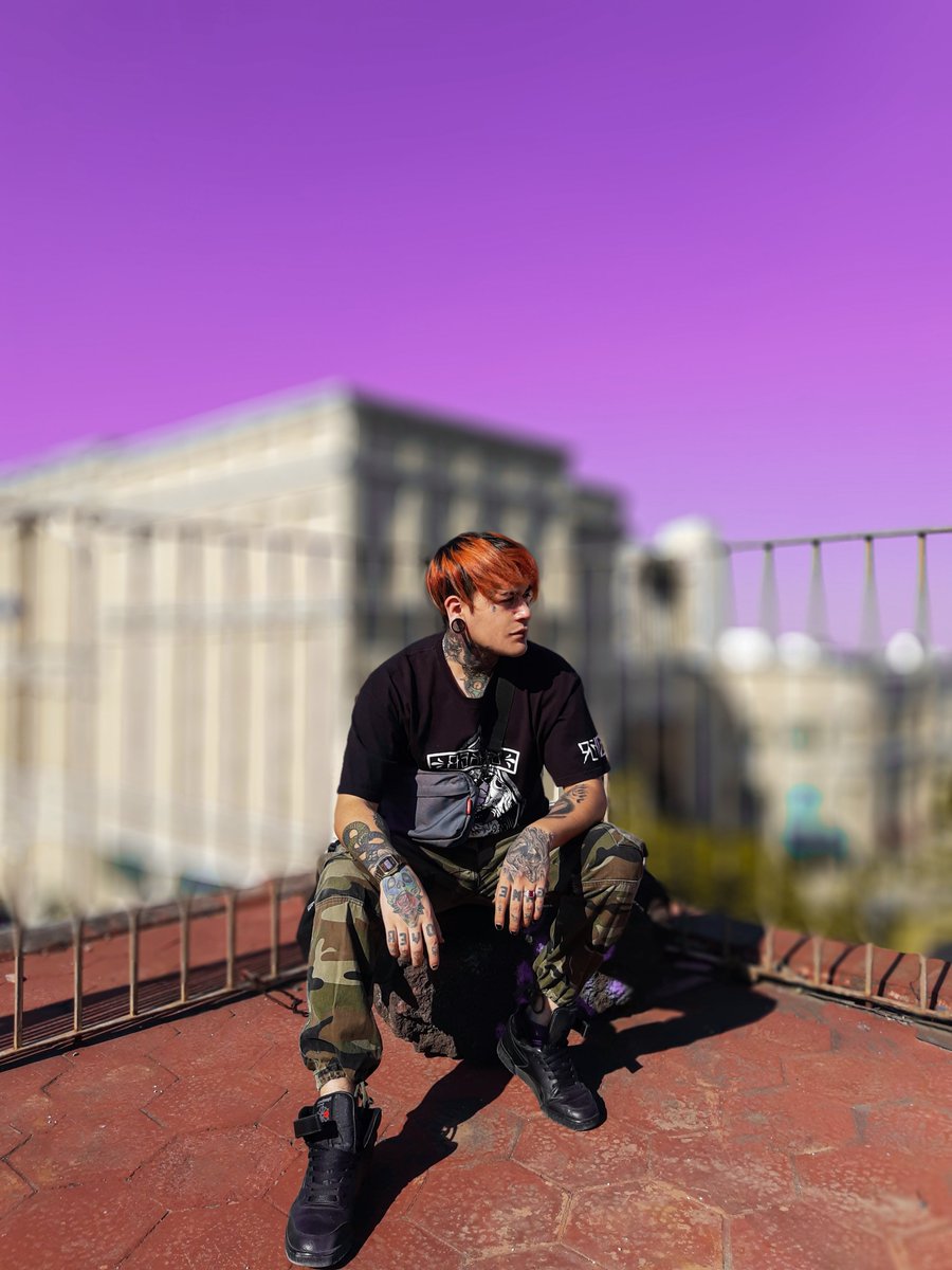 HighGraphic_MxM's tweet photo. #LoyaltyGang #Sullivan #Ink #Tattoo #redhead🥵 https://t.co/ZgbrMc8JyN