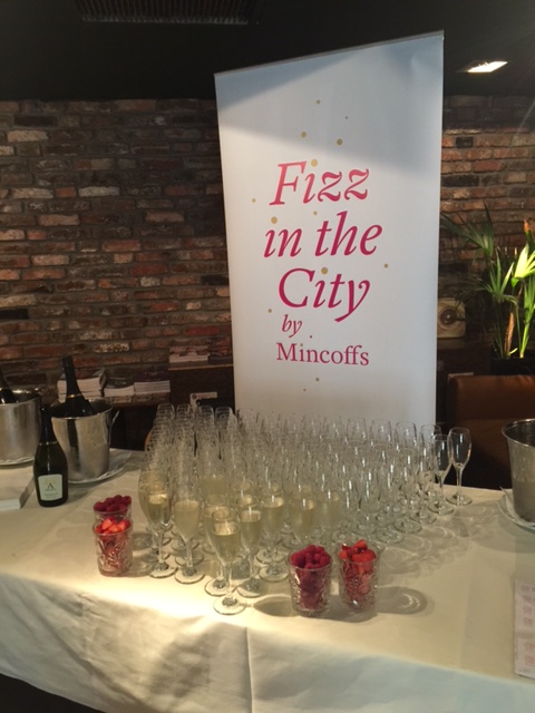 Flashback Fizz Friday!
All set up for our October 2016 Fizz in the City event.  
We look forward to being able to run these events again when we can do so safely.
#FizzintheCity #FizzFriday #Networking