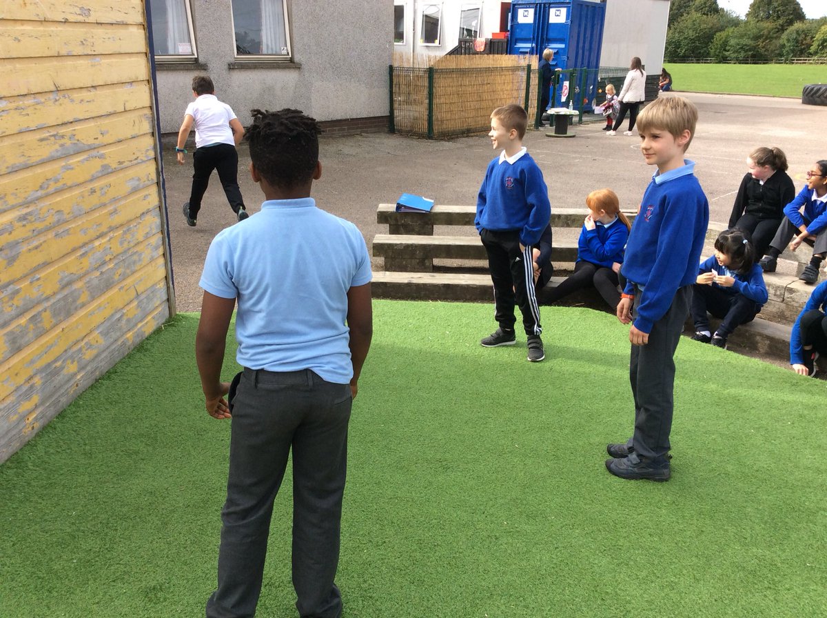 DanestoneW's tweet photo. Primary 5 enjoyed performing some dramatic freeze frames based on emotive scenarios. We used some new &amp; old vocabulary to widen our knowledge of emotion words. @danestonp #EmotionworksCIC https://t.co/YKKFGDJyRW