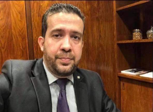 Estou há mais de 6 meses nessa luta do auxílio, e nesse tempo todo nunca passou pela minha cabeça desistir, mas ao mesmo tempo eu não quero ficar indo contra a vontade de vocês.

Por isso, o que vocês decidirem, eu aceito.