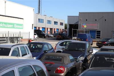 Politie is onderzoek gestart bij bedrijf in Beesd ..