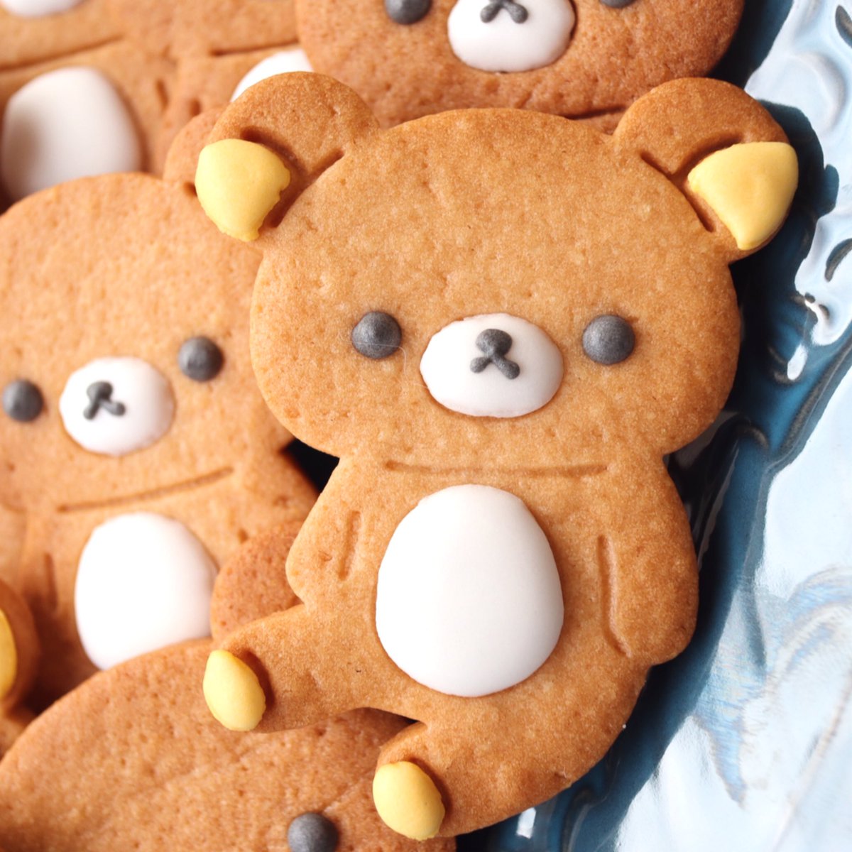 Mokomoko Cookies リラックマクッキー 初めてクッキー生地にカラーを入れてみました くま色になると良いなと ほんの少しブラウンの食用色素を混ぜましたら 見事なくま色に満足 ๑ ᴗ و サクサククッキーにほんの少しのアイシング 職場 Mokomoko Cookies リラックマクッキー 初めてクッキー生地にカラーを入れてみました くま色になると良いなと ほんの少しブラウンの食用色素を混ぜましたら 見事なくま色に満足 ๑ ᴗ و サクサククッキーにほんの少しのアイシング 職場